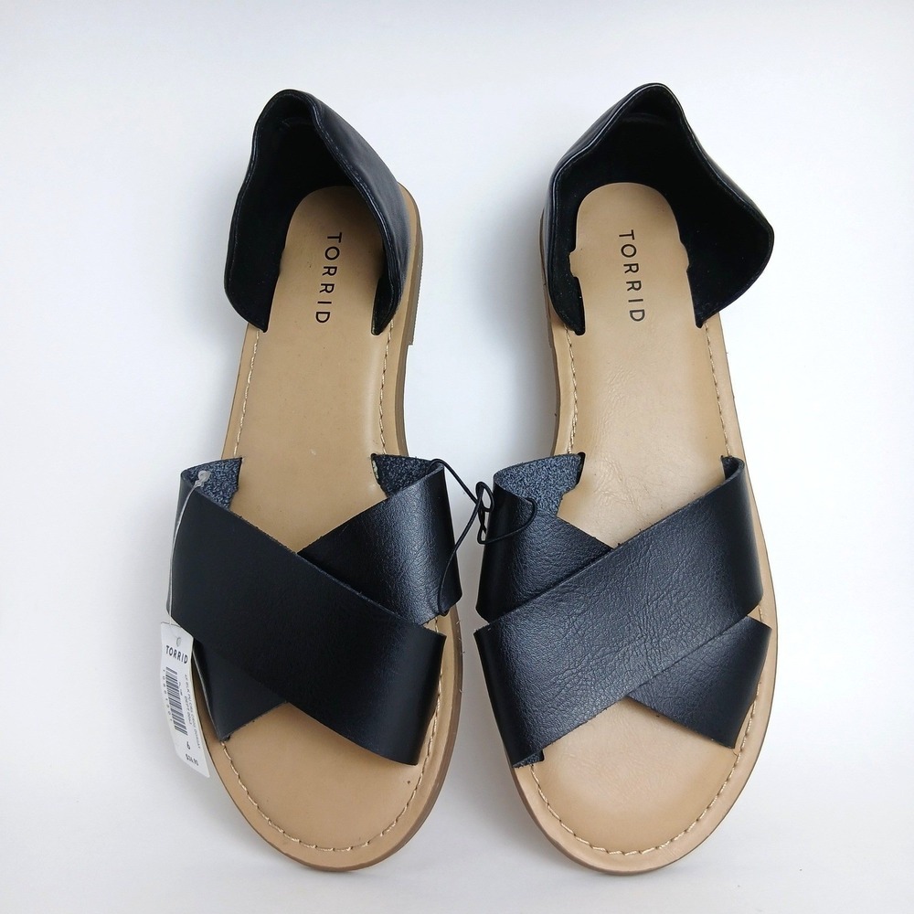 NEW Torrid 6W Black Faux Leather Cross Strap D'Orsay Flat Sandals Minimalist